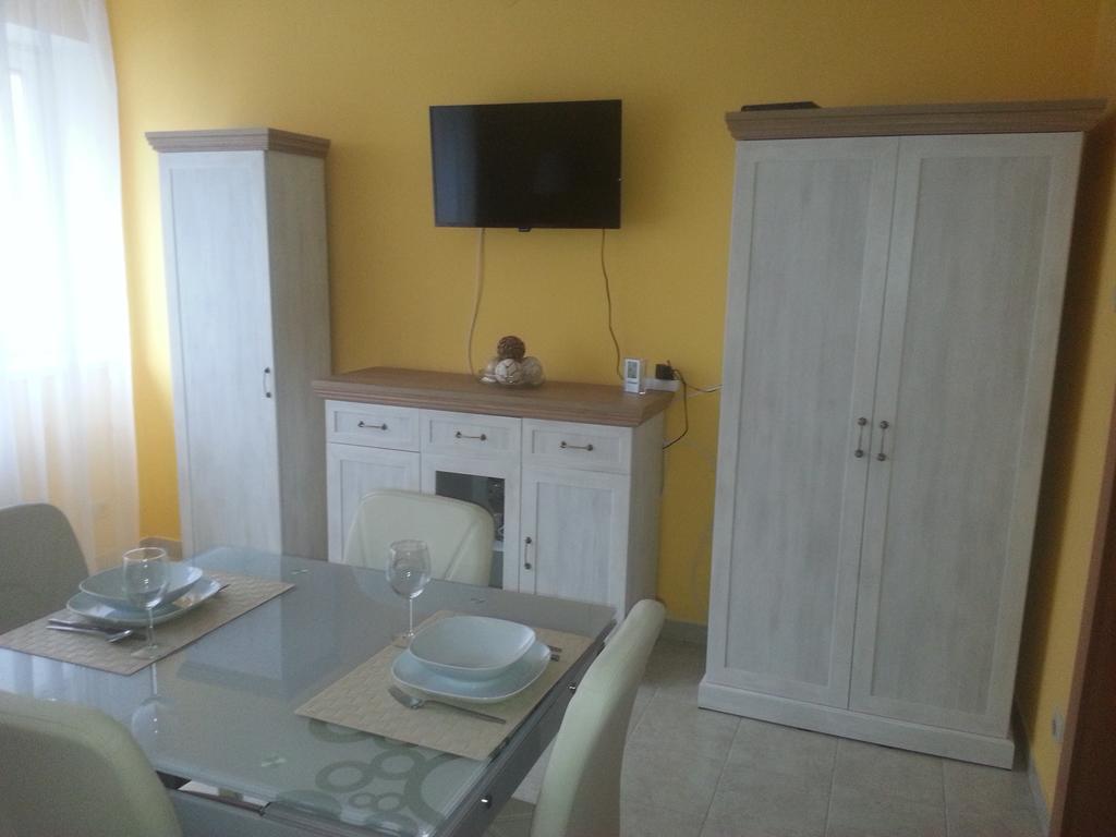 Szinva Apartman Мишкольц Экстерьер фото