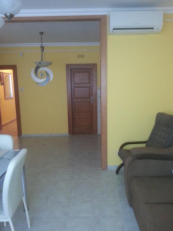 Szinva Apartman Мишкольц Экстерьер фото