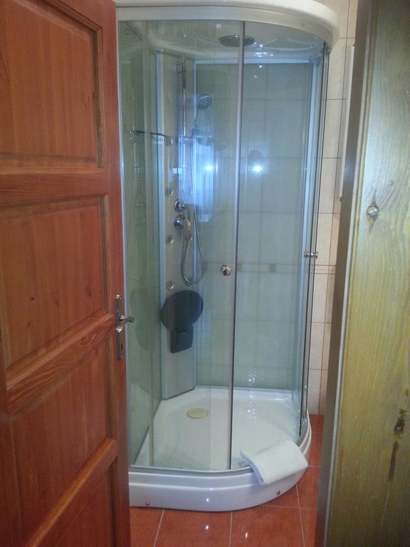 Szinva Apartman Мишкольц Экстерьер фото